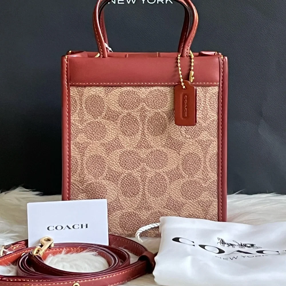 C5277 - Coach Mini Cashin Tote in Signature Canvas - Picture 10 of 12